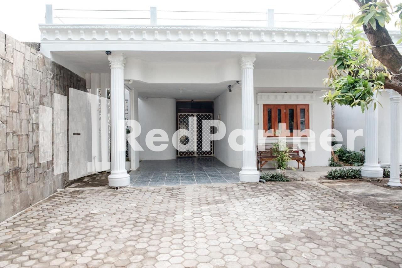 Hotel Mango House Semarang Redpartner Exterior foto