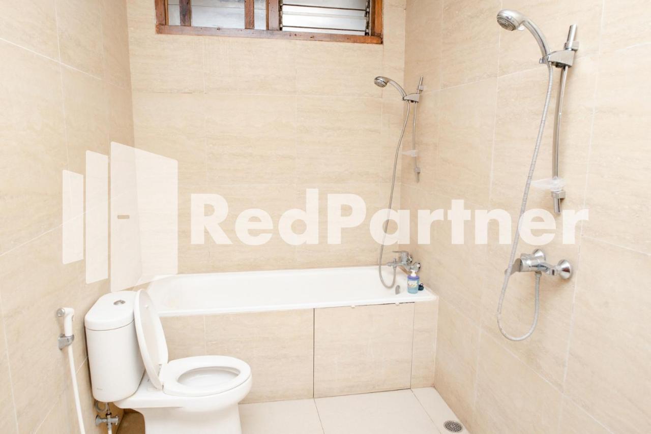Hotel Mango House Semarang Redpartner Exterior foto
